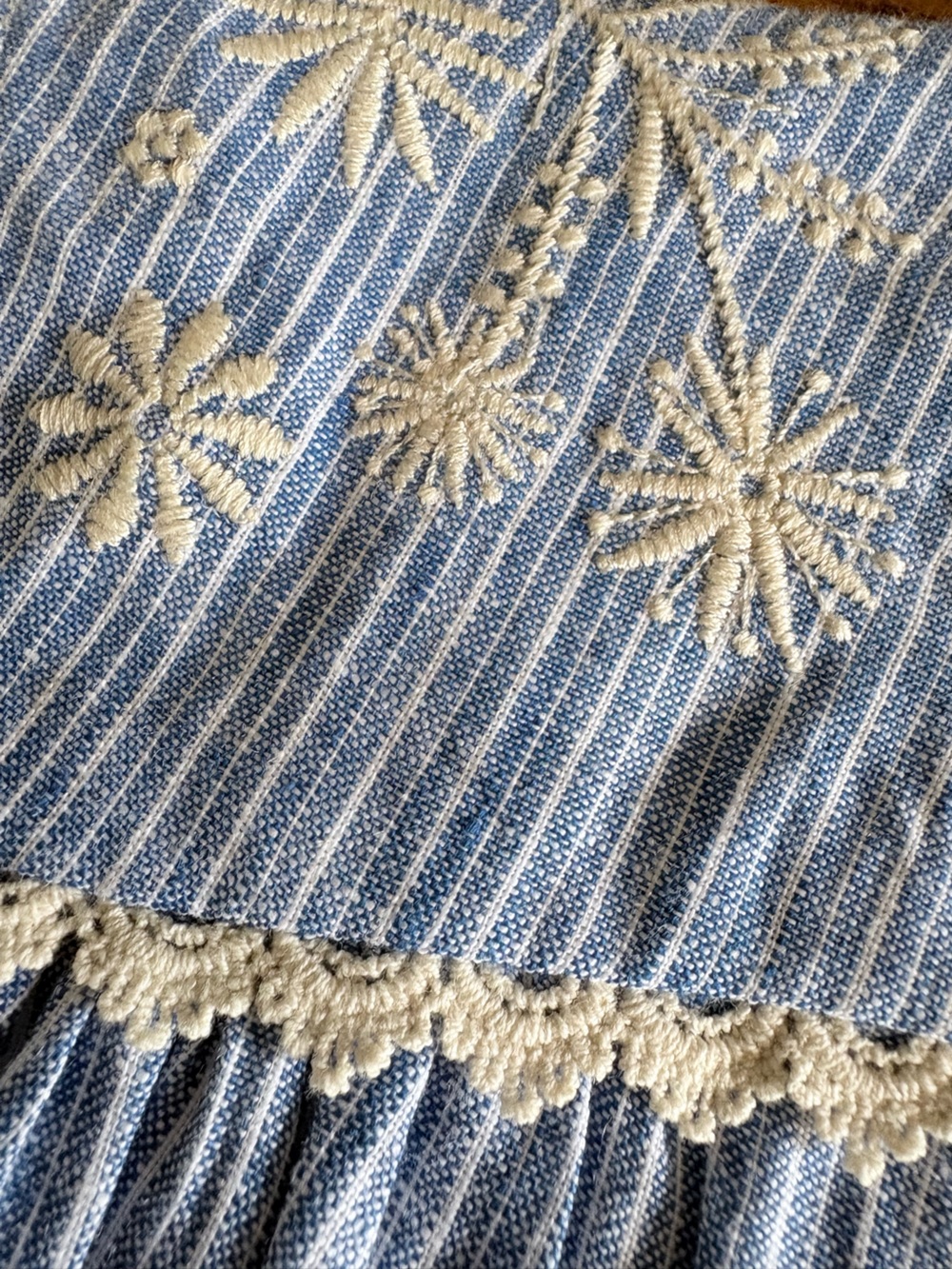 NEW Louise Misha Women’s Sleeveless Duna Blouse Blue Linen Stripes 36 Small S - Picture 10 of 16